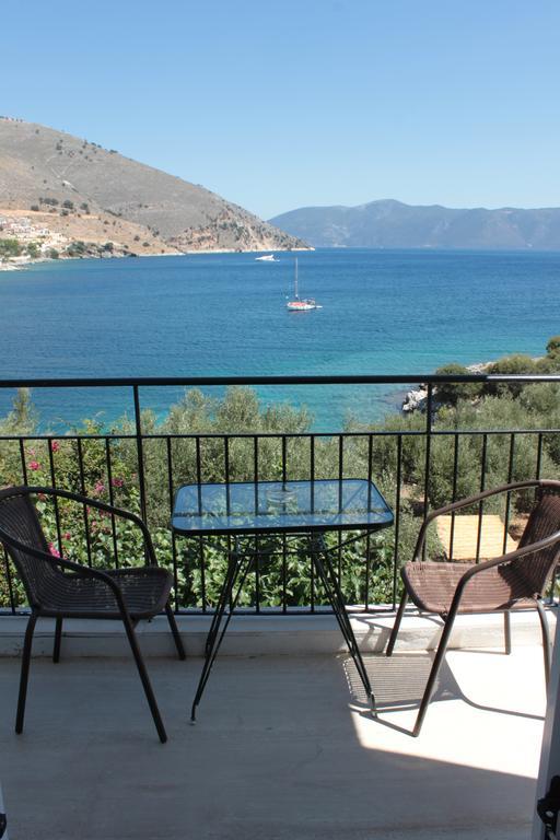 Ballas Apartments Agia Efimia Exterior foto